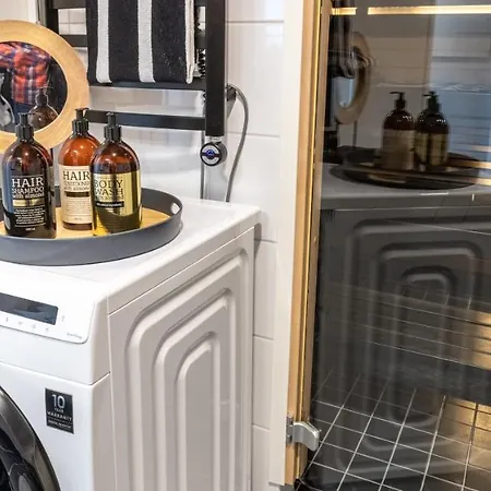 Wallesmanni Ja Helppo Pysaekoeinti *